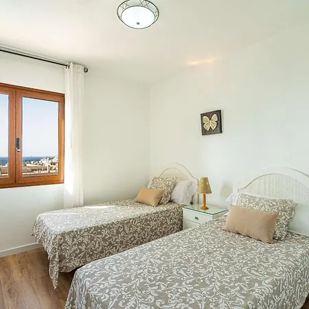 As De Casas - Achacay With Sea Views And Pool アパート *