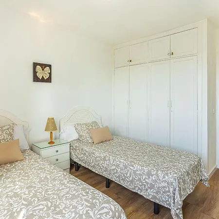 As De Casas - Achacay With Sea Views And Pool 公寓